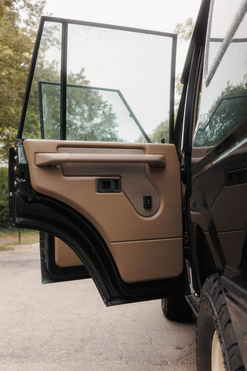 Euro 1996 Discovery 1 300TDI 5-Speed Manual - 7 Leather Seats