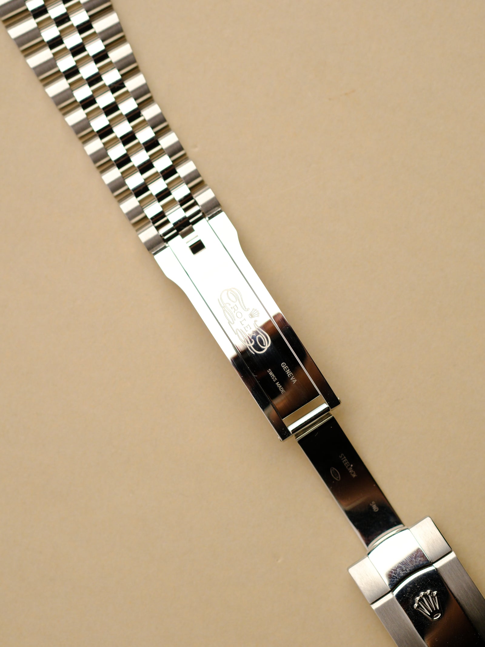 Rolex Datejust Steel Purple Dial 36mm 126234-0022 - Make an