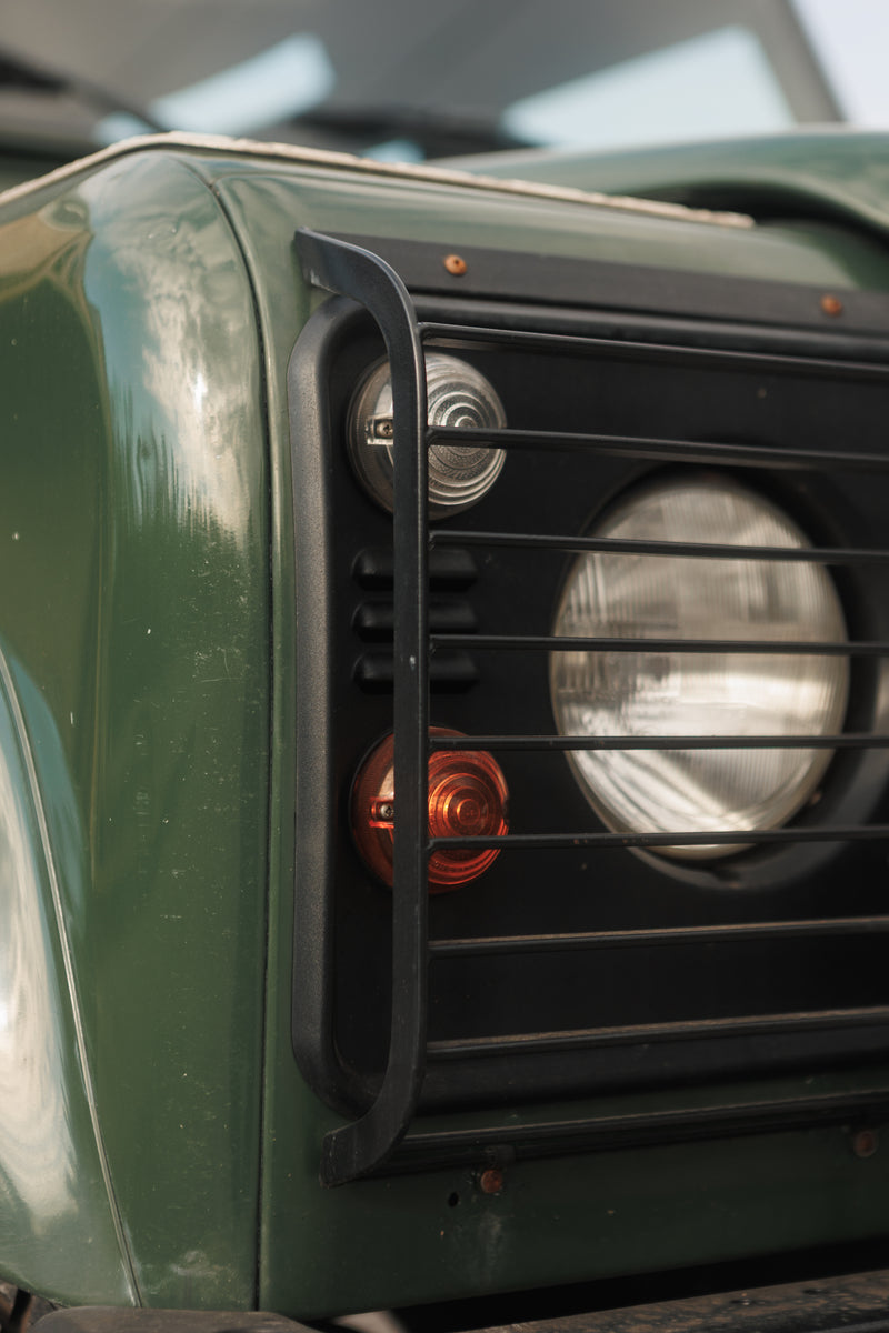 Euro 1999 Land Rover Defender 110 Td5 5-Speed Manual – 25 Dials