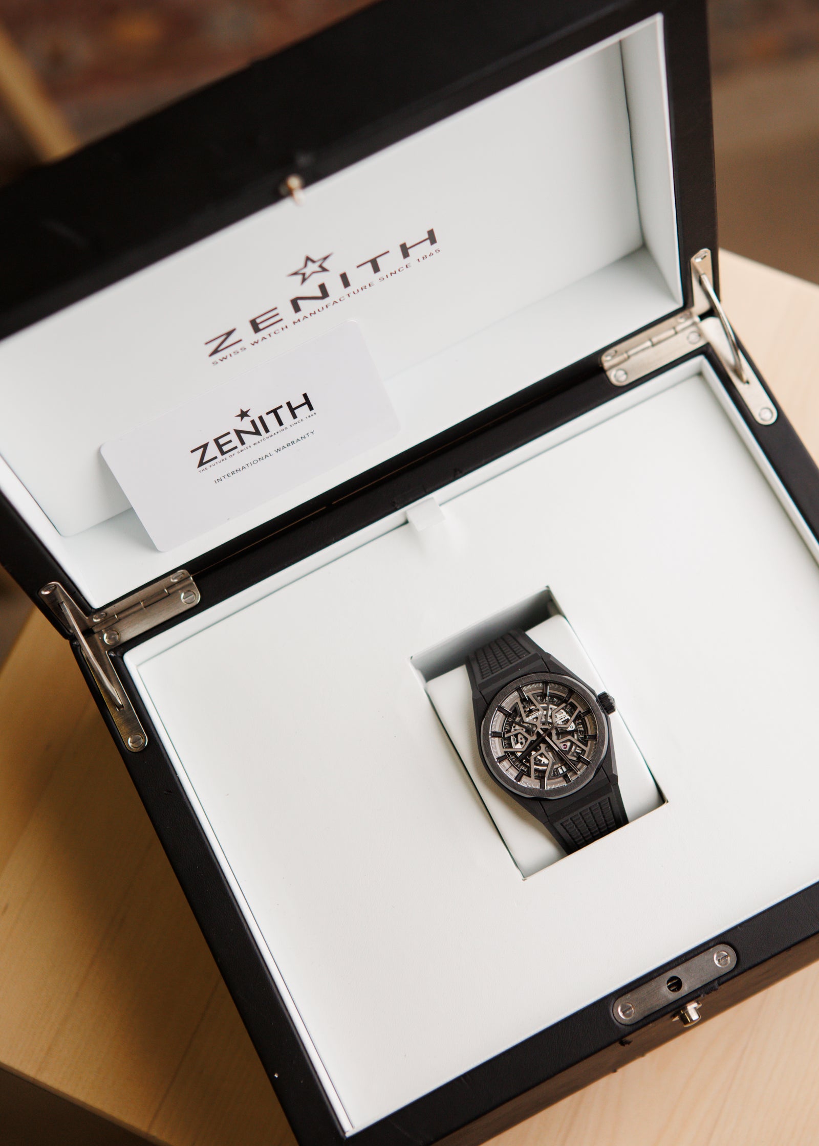 Zenith Defy Classic Black Ceramic Complete Set - 2021 – 25 Dials Zenith Defy Classic Black Ceramic Complete Set - 2021 – 25 Dials