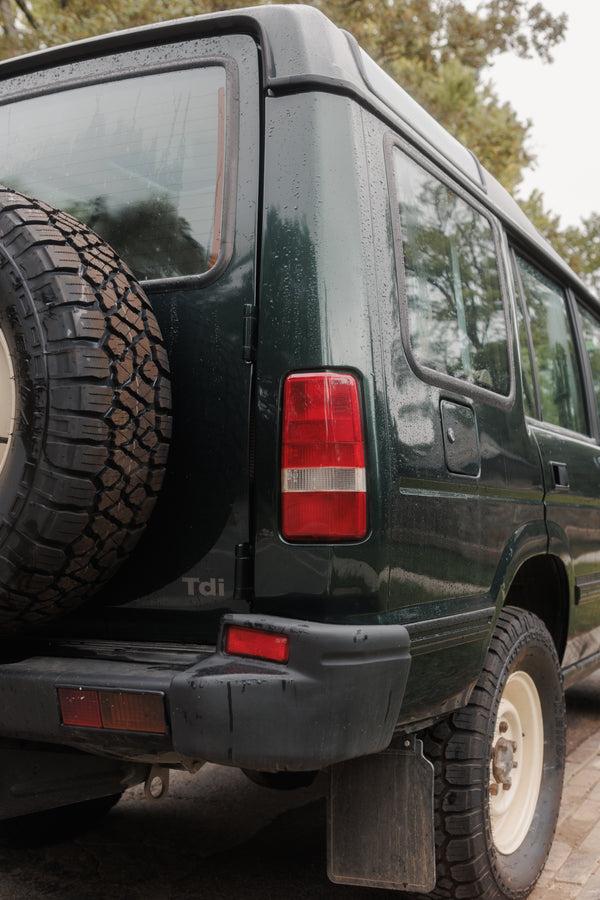 Euro 1996 Discovery 1 300TDI 5-Speed Manual - 7 Leather Seats