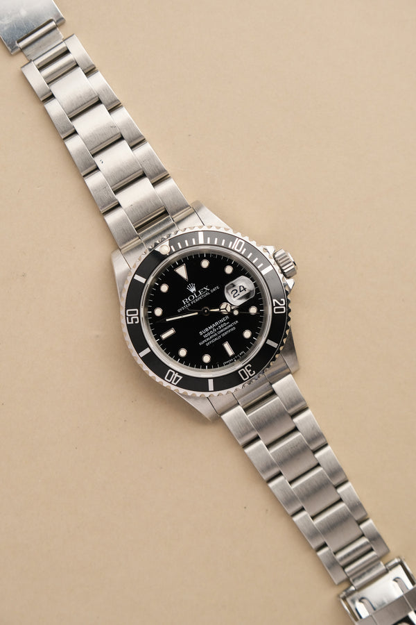 Rolex Submariner 16610 Vanilla Patina - 1991