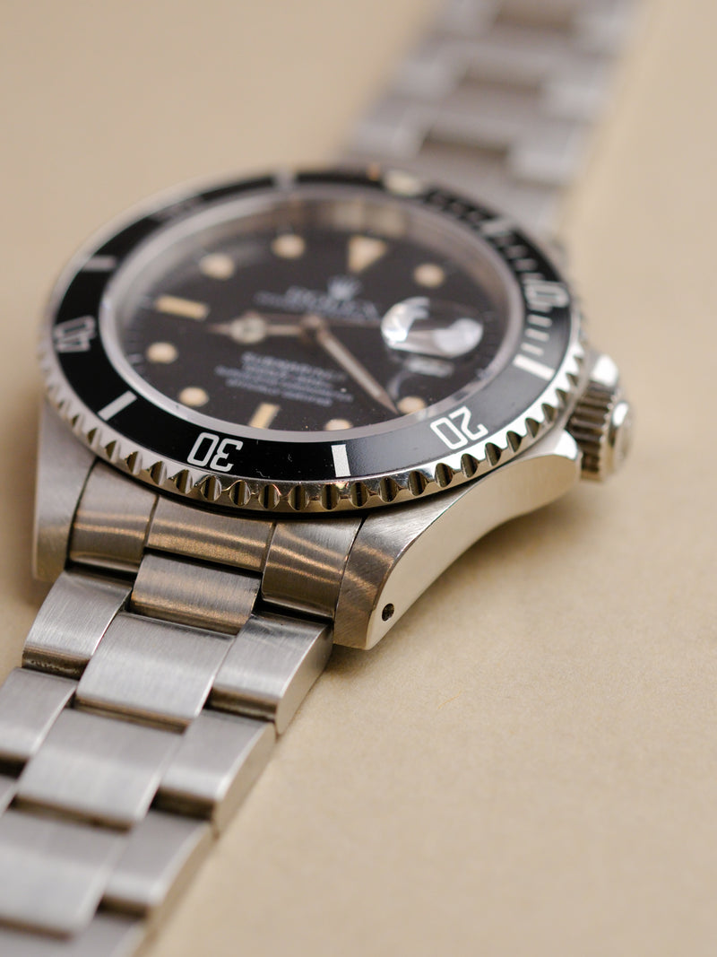 Rolex Submariner 16610 Crazed Dial w/Cream Patina - 1988