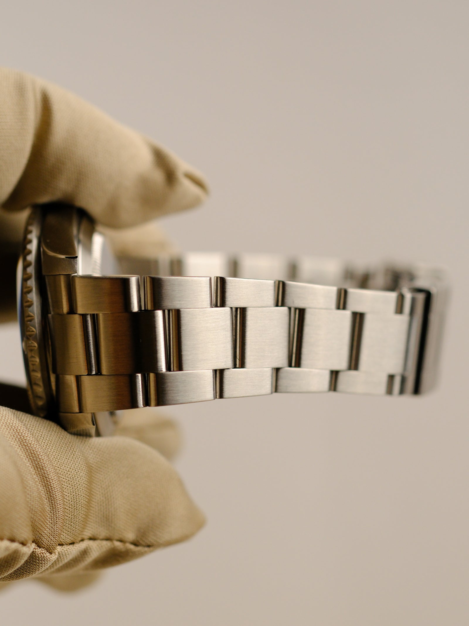 Rolex Submariner 16610LV 'Kermit' - 2007/8 – 25 Dials