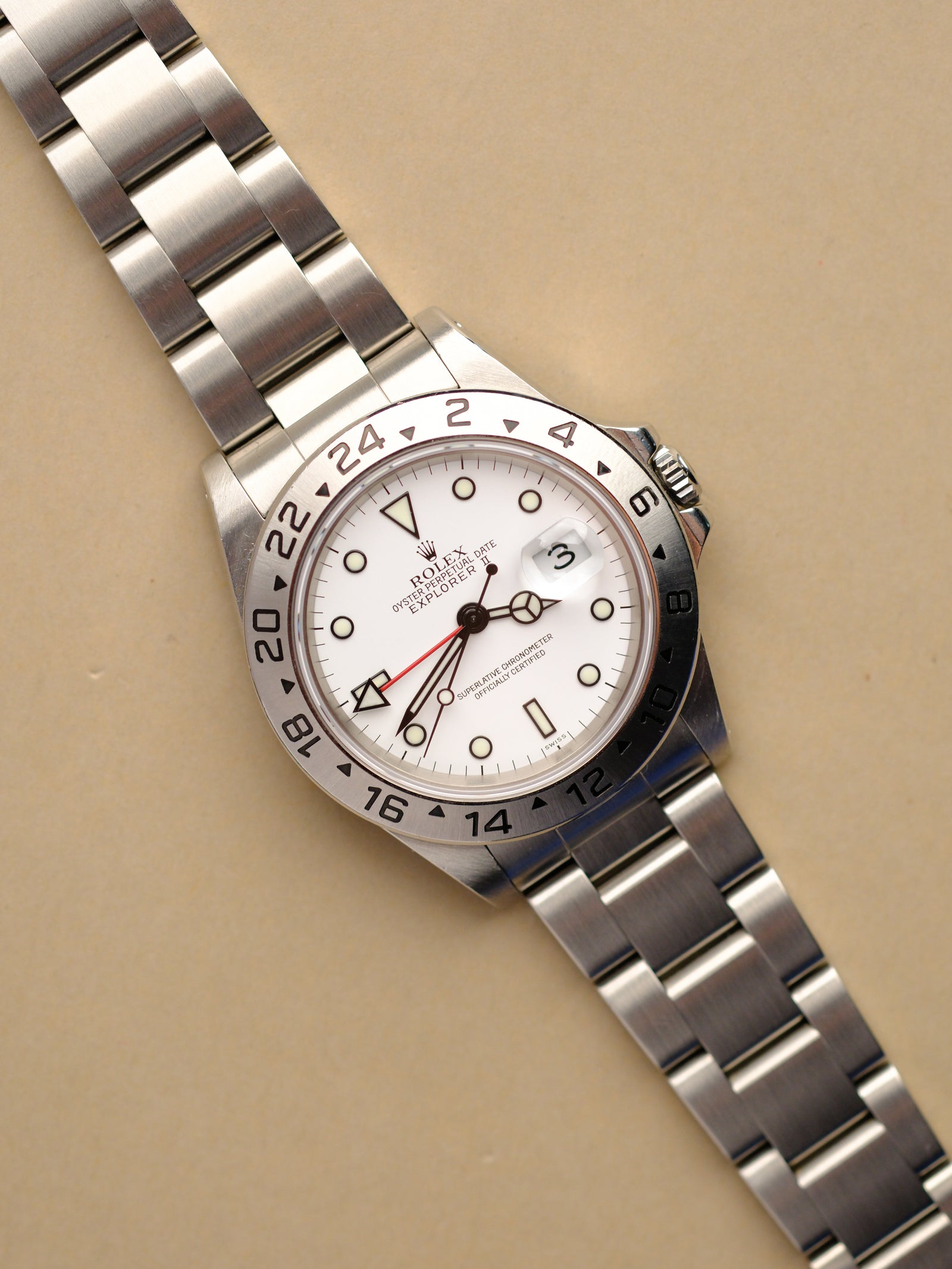 シロ Swordfish Ti 42mm Frost – Zelos Watches