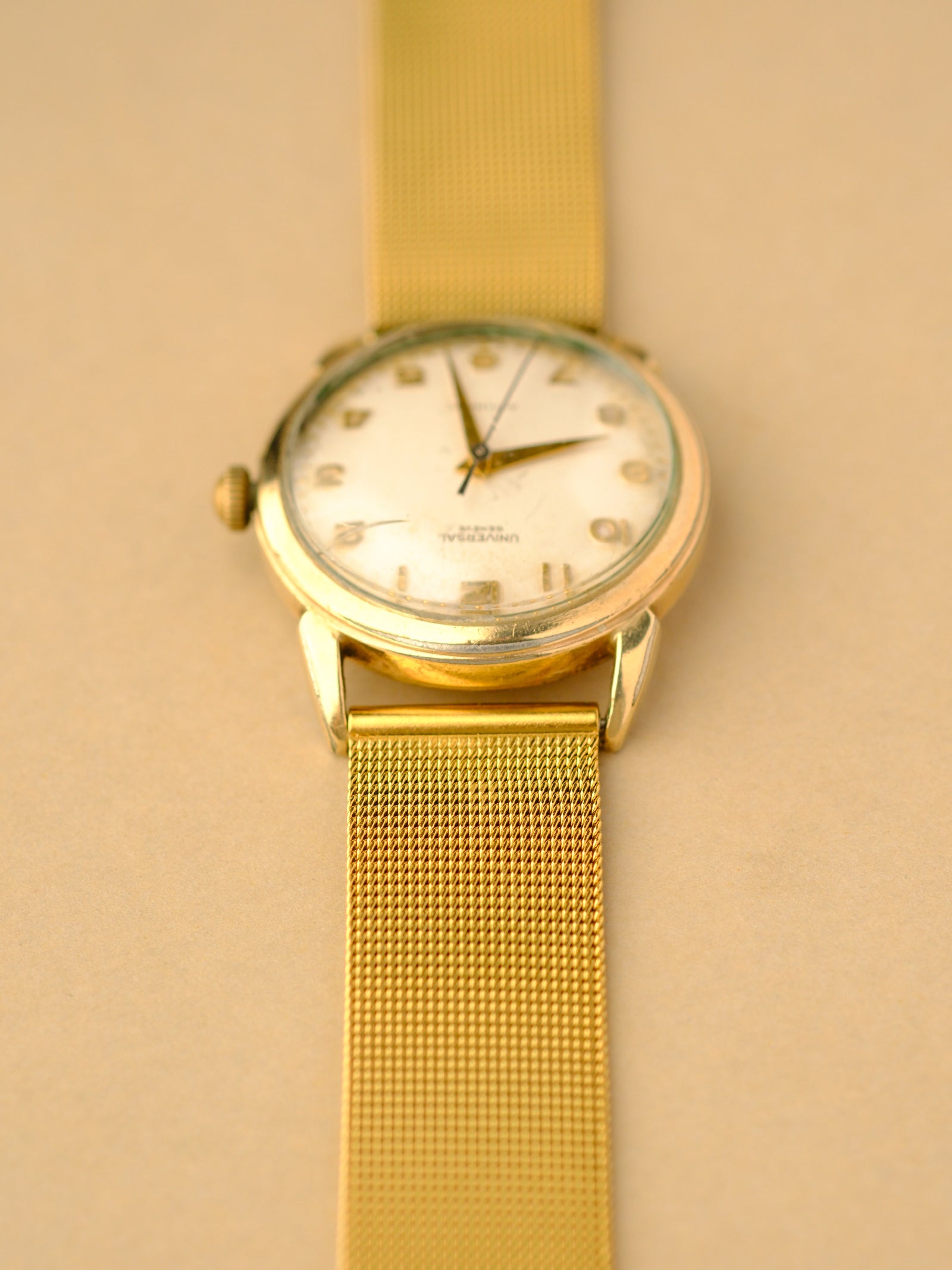 Universal Geneve 10K Numeral Dial - 1950's – 25 Dials