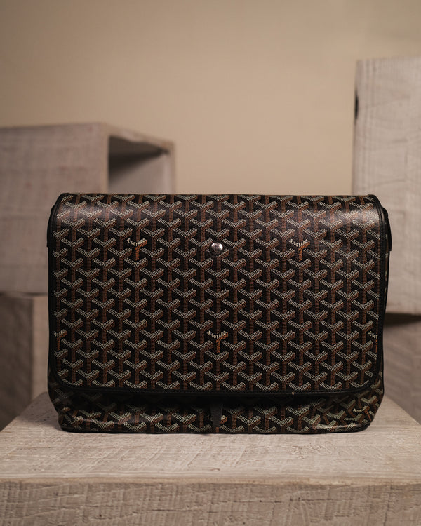 Goyard capetien MM crossbody bag black