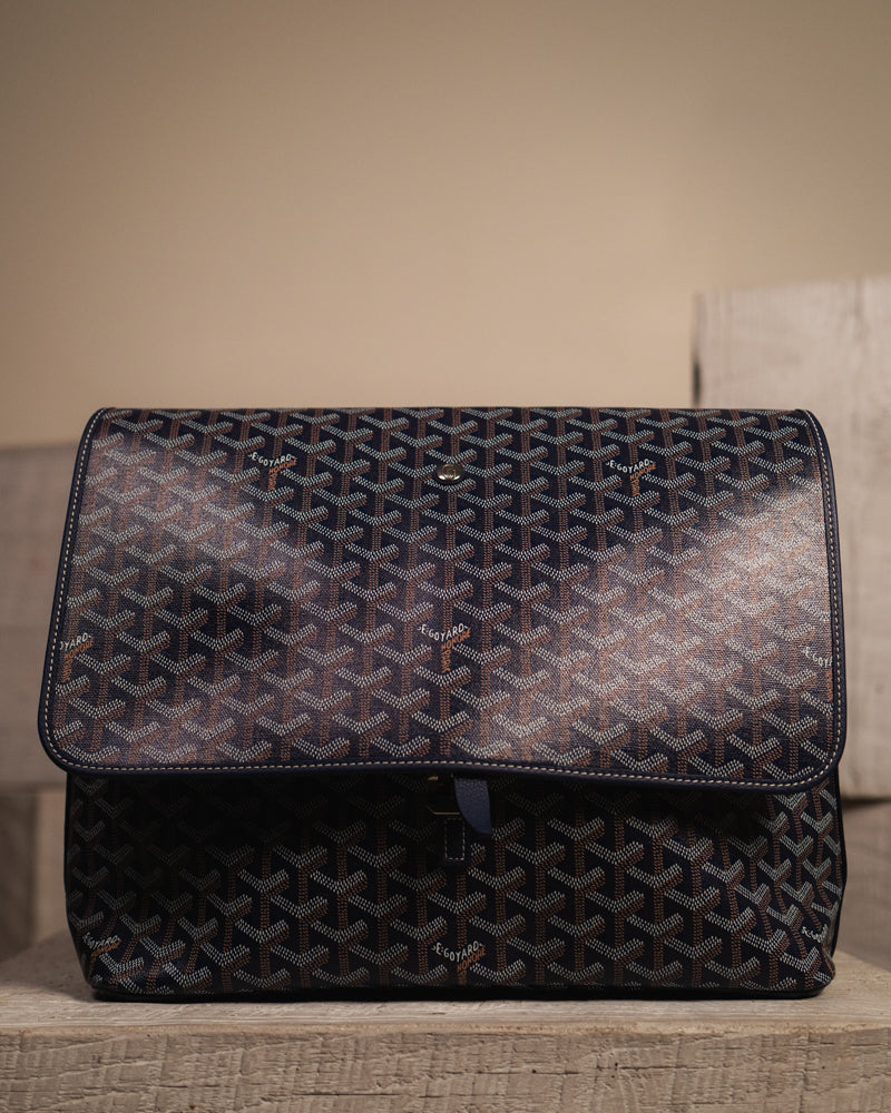 Goyard capetien MM crossbody bag navy