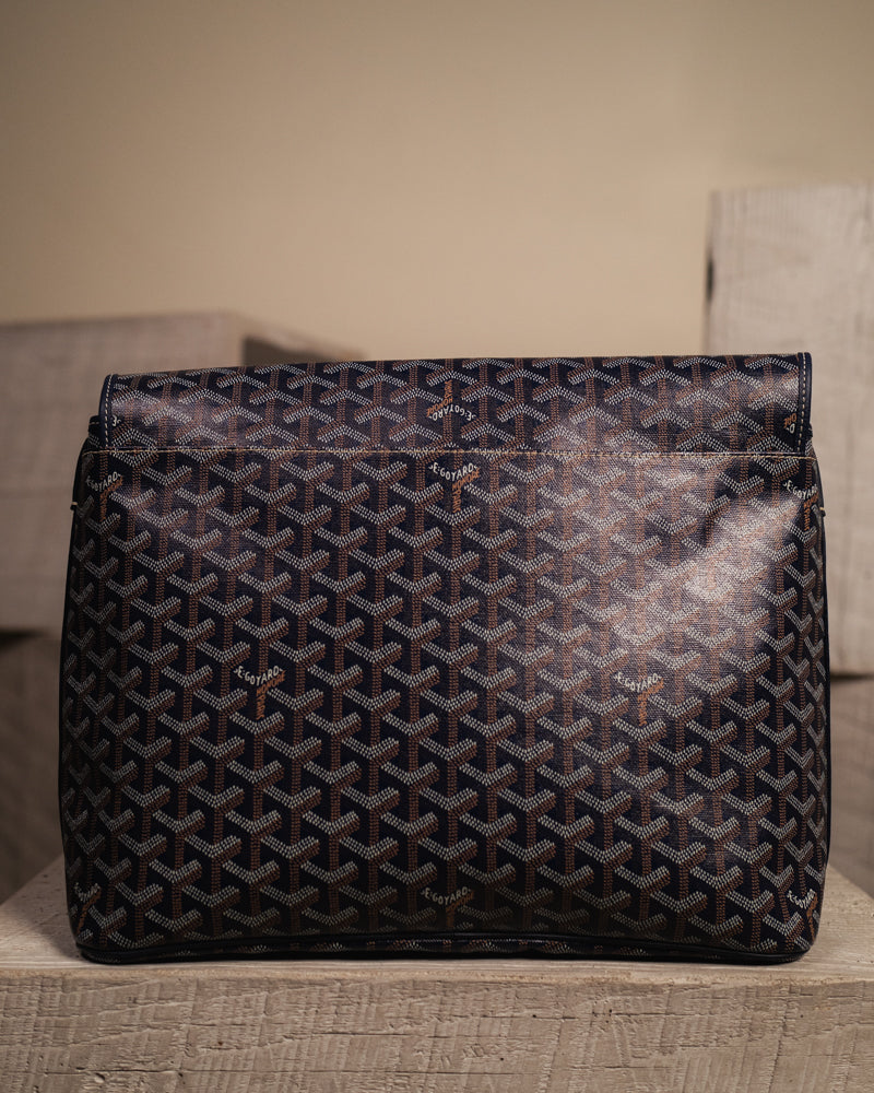 Goyard capetien MM crossbody bag navy