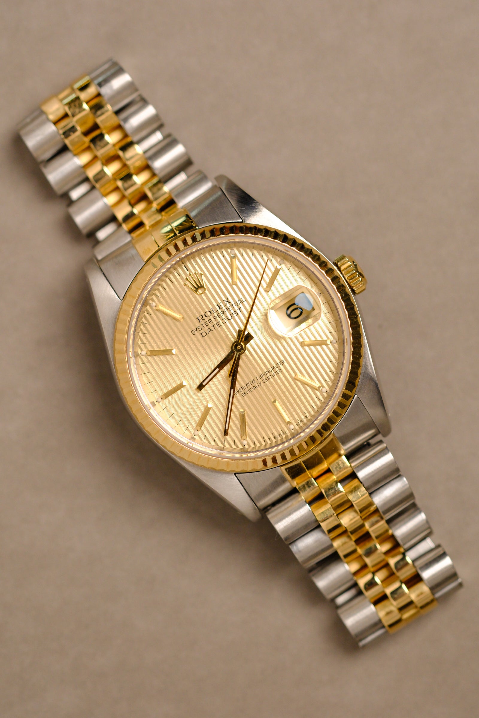 Rolex Datejust 16233 Tapestry Dial w/Rolex Pouch - 1988 – 25 Dials
