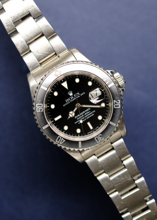 Rolex Submariner 16610 Charcoal Bezel - 1990