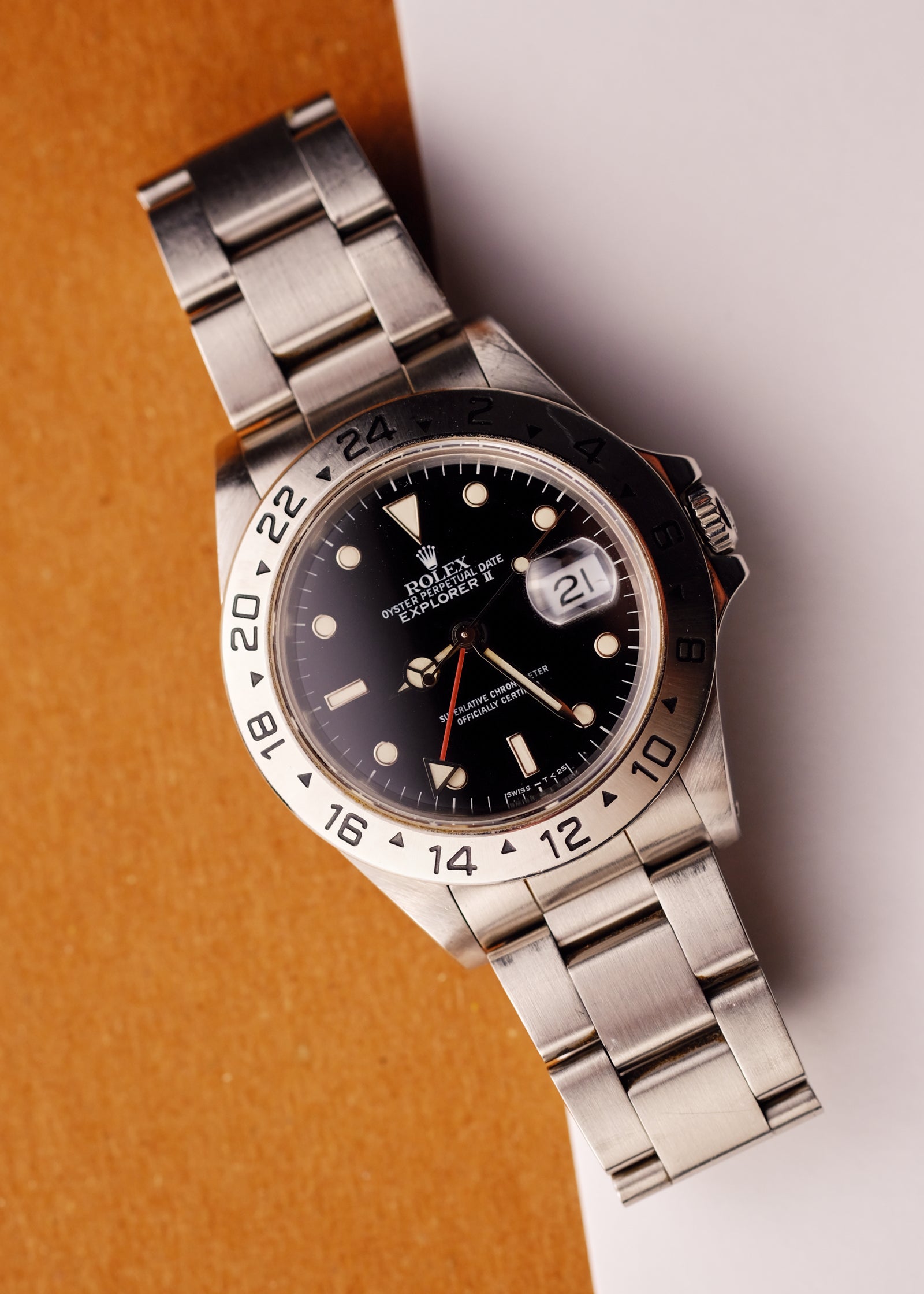 Rolex Explorer ii 16570 Cream Patina Unpolished - 1989 – 25 Dials