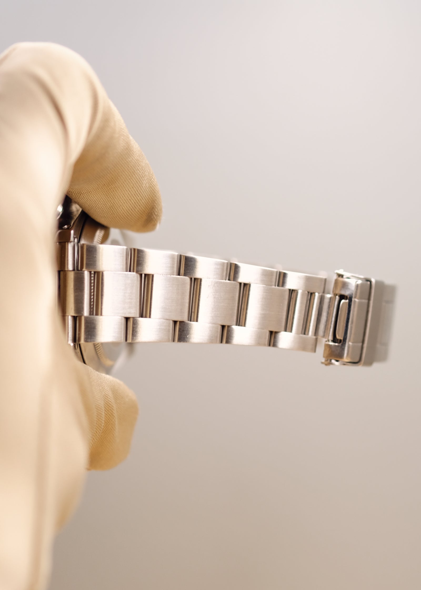 Rolex Submariner 16610 Cream Patina Dial - 1989 – 25 Dials