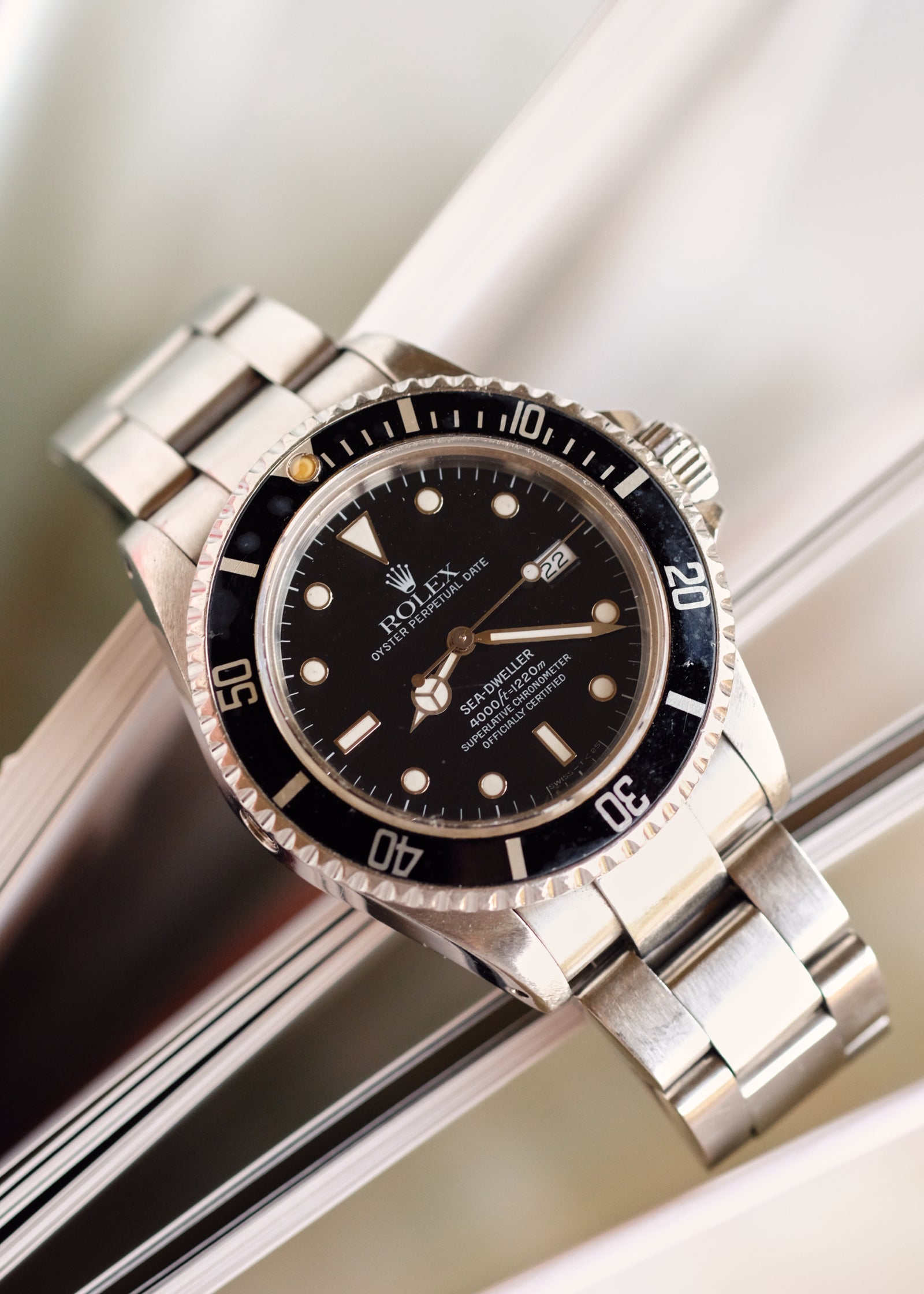 Rolex Sea Dweller 16600 Egg Shell Patina - 1990 – 25 Dials