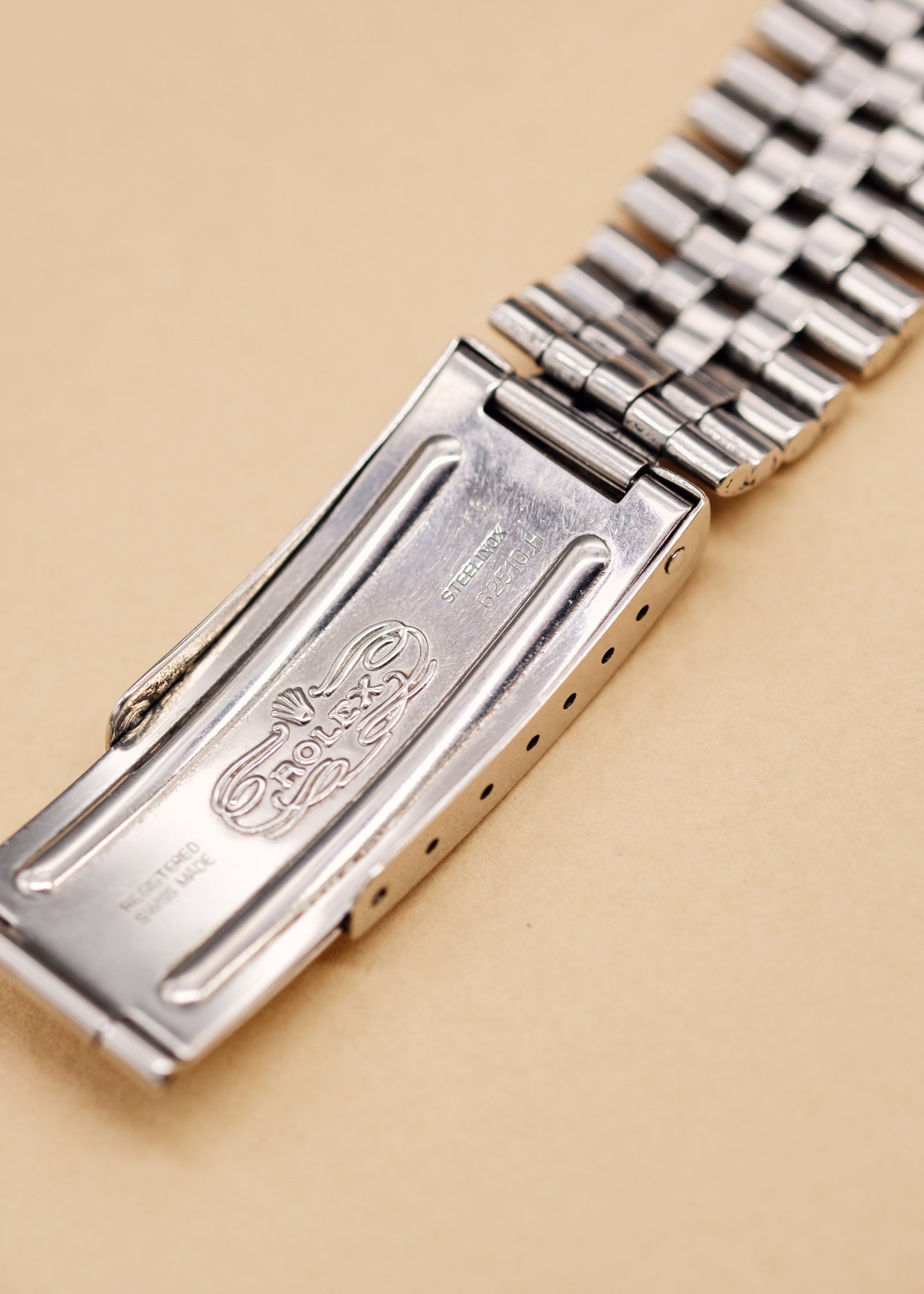 Rolex Datejust 1601 Ghost Taupe Dial - 1973 – 25 Dials