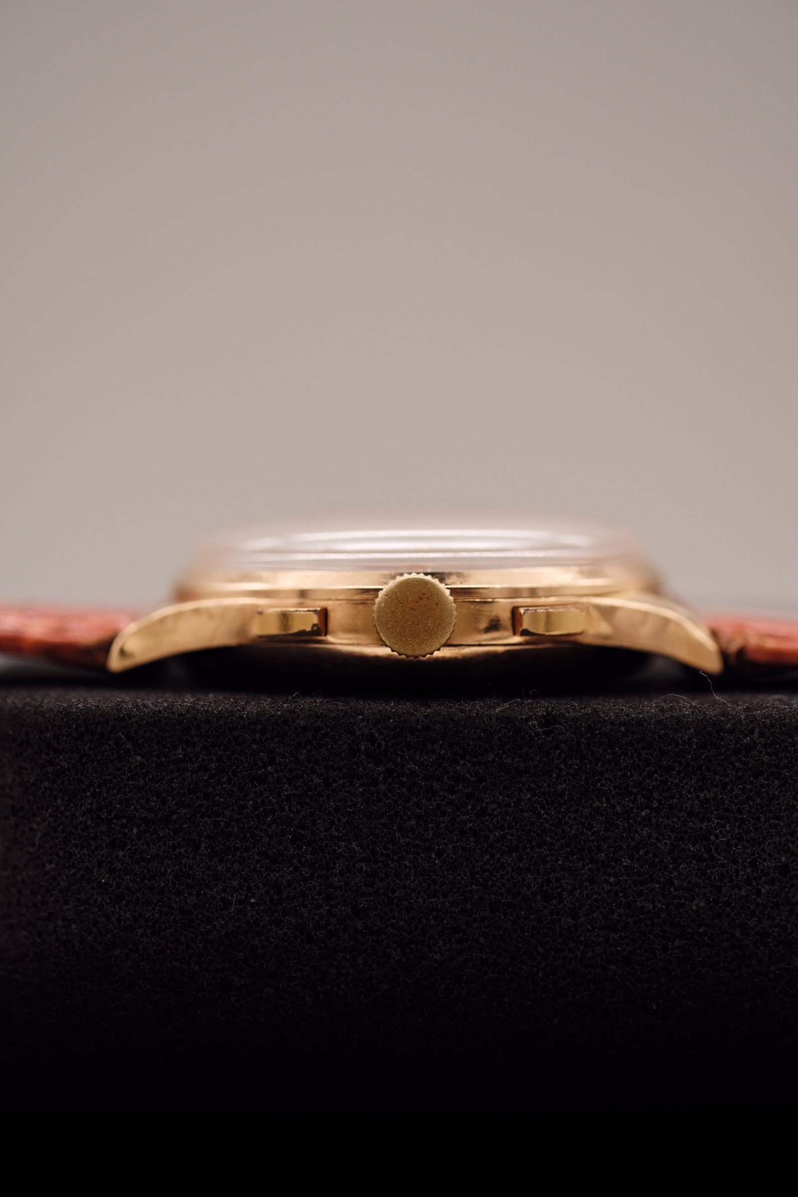 Chronographe Suisse Antimagnetique 18K - 1950's – 25 Dials