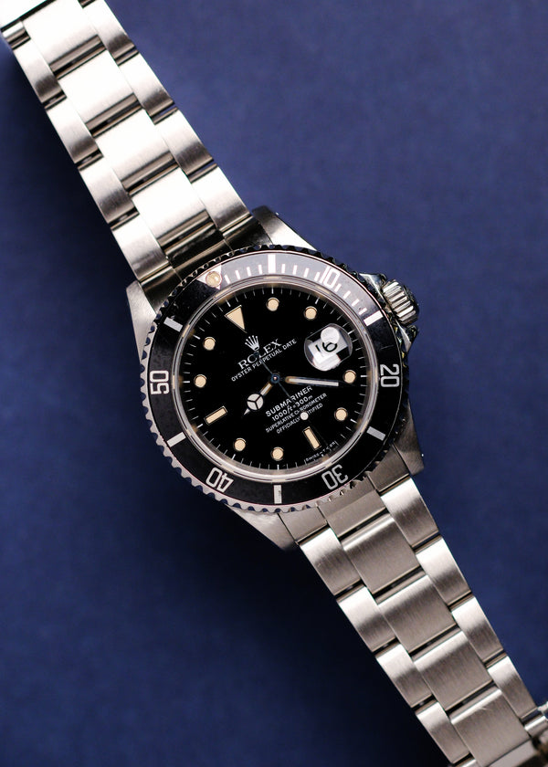 Rolex Submariner 16610 Warm Cream Patina - 1990